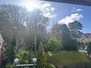 Photo 19- click for photo gallery